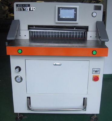 China cortadora de papel semi automática de 670m m para la foto/PVC proveedor